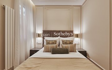 Property slide 21