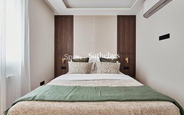 Property slide 21