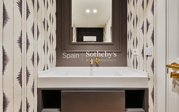 Property slide 39