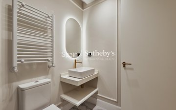Property slide 22