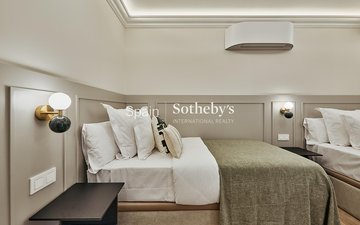 Property slide 22