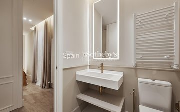Property slide 20