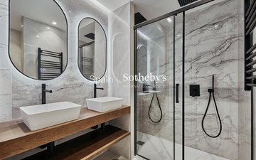 Property slide 40