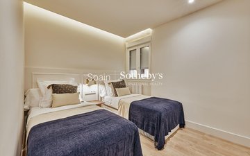 Property slide 25