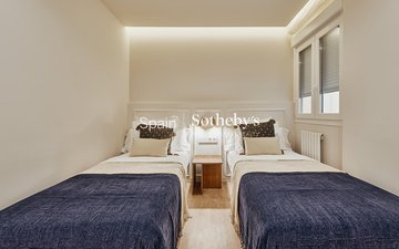 Property slide 24