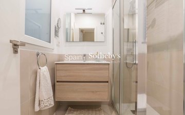 Property slide 27