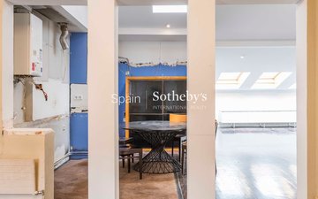 Property slide 33