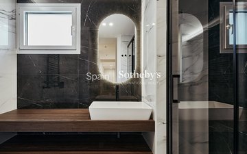 Property slide 25