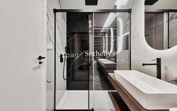 Property slide 19