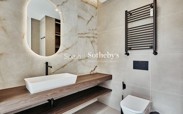 Property slide 24