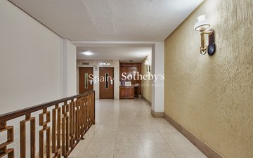 Property slide 22