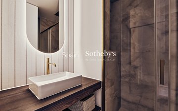 Property slide 21