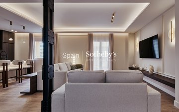 Property slide 32
