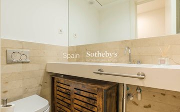 Property slide 33