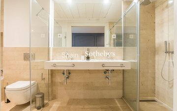 Property slide 25