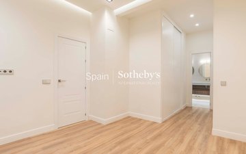 Property slide 32