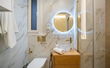 Property slide 20