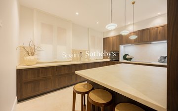 Property slide 34