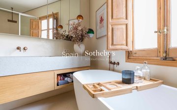 Property slide 35