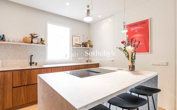 Property slide 21