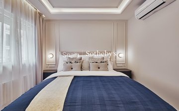 Property slide 32