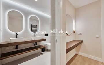 Property slide 35