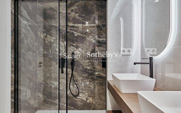 Property slide 34