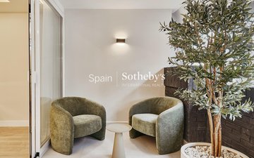 Property slide 17