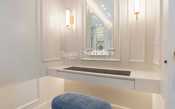 Property slide 20