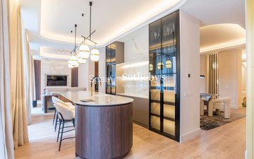 Property slide 44