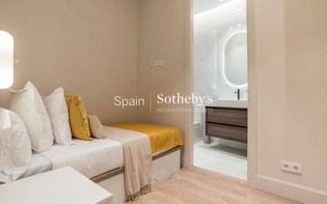 Property slide 40