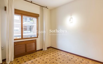 Property slide 35