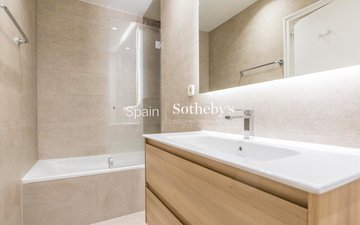 Property slide 26