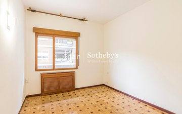 Property slide 24