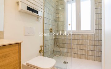 Property slide 31
