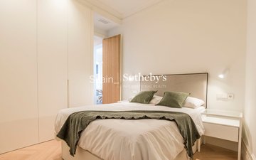 Property slide 32