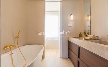Property slide 30