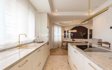 Property slide 23