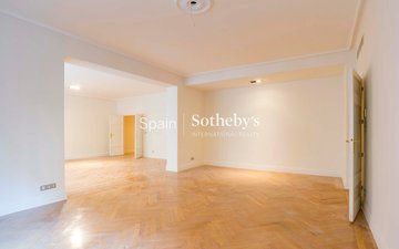 Property slide 32