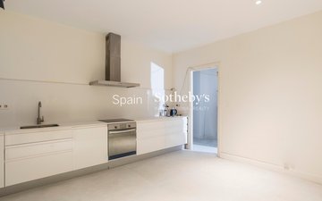 Property slide 34