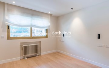 Property slide 39