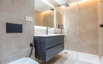 Property slide 41