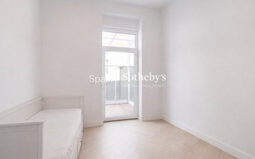 Property slide 30