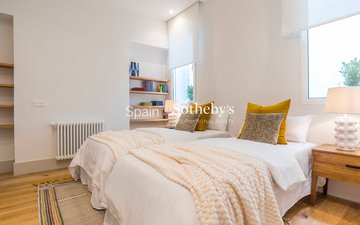 Property slide 35