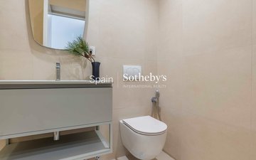 Property slide 33