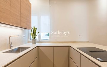Property slide 44