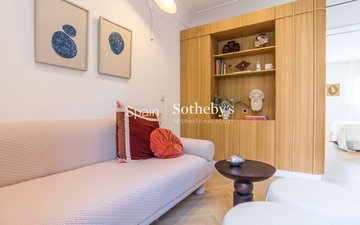 Property slide 15