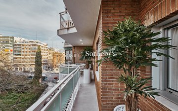 Property slide 48