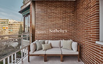 Property slide 50