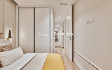 Property slide 32